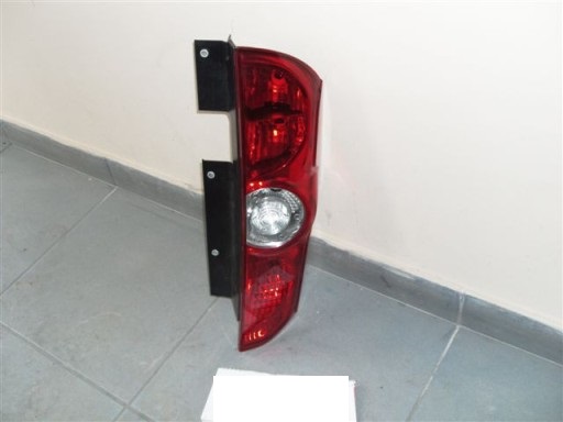 FEUX PHARE ARRIÈRE ARRIÈRE DROIT OPEL COMBO 012