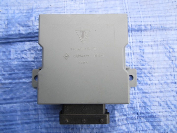 module pluie Porsche Carrera 911 996 99661511300