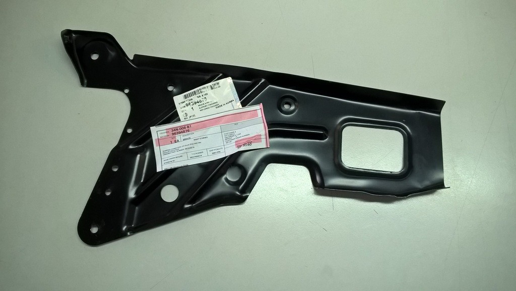 фото №1, Chevrolet epica кронштейн ниша колеса правый 96394876