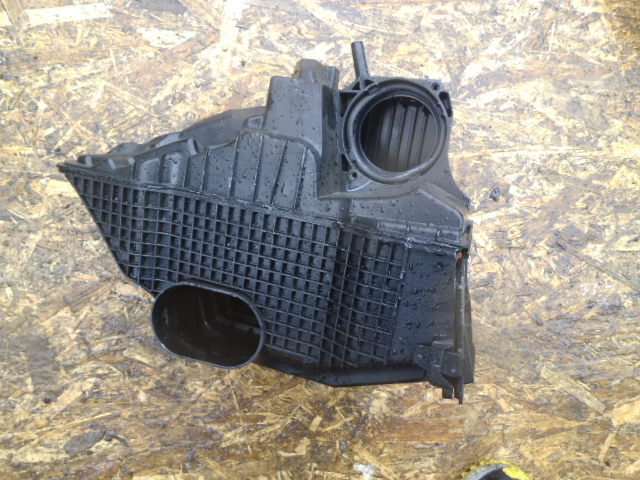 фото №1, Корпус фільтра повітря - renault clio iv 2014