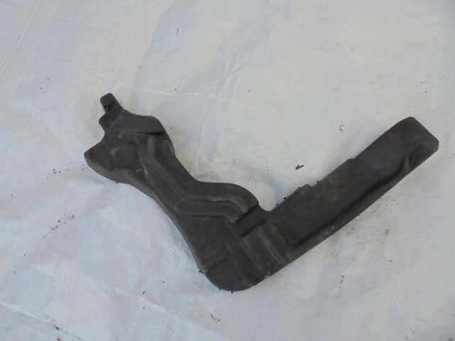 фото №4, Peugeot 308 t9 губка жабо правая