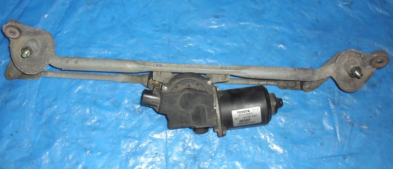 фото №1, Моторчик wycieraczek-mech -toyota avensis ii 05r.