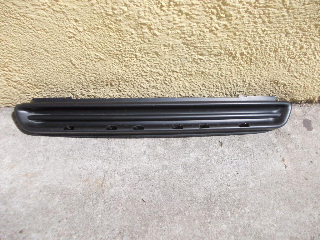 фото №1, Peugeot 308 lift решітка накладка бампера