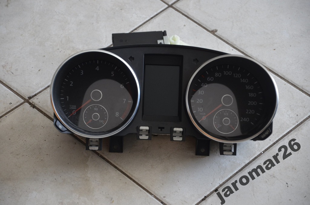 фото №1, Vw golf vi счетчик бензин 5k0920870d