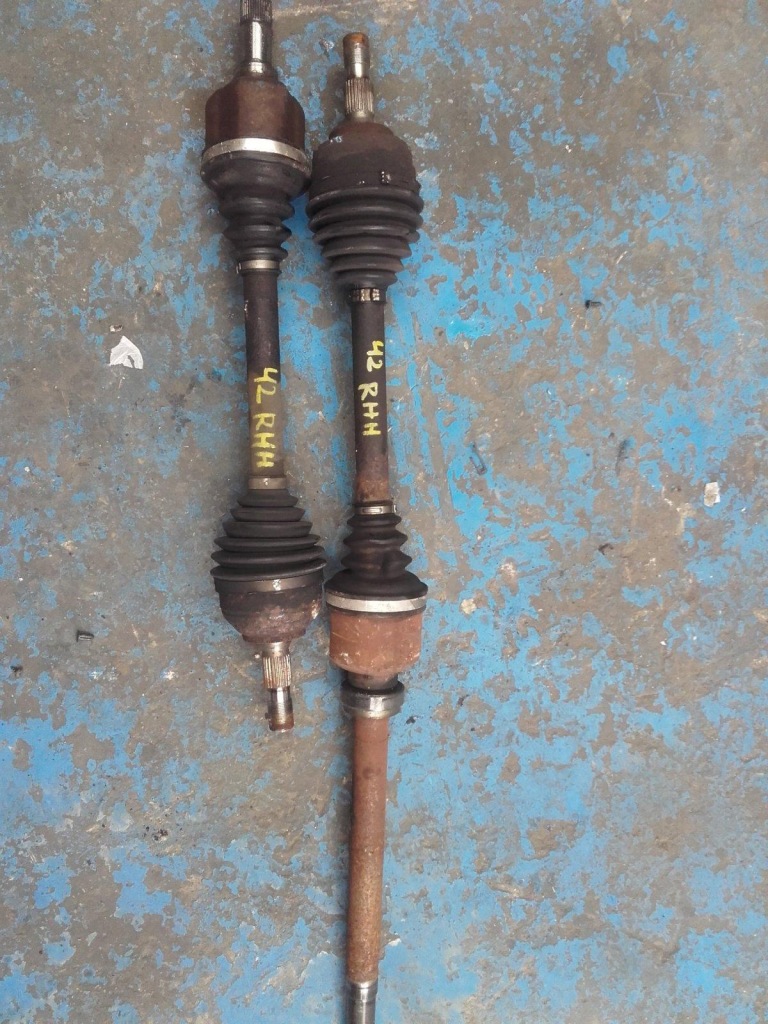 Купити Peugeot 308 citroen c4 привідний вал права rhh 160km