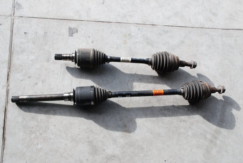 фото №1, Mercedes ml164 w251 3.2 cdi привідний вал права перед