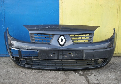 Купить Renault scenic 2 03-06 бампер перед решётки logo