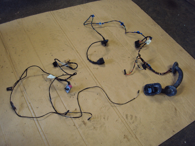 фото №1, Электропроводка дверь правый перед porsche cayenne 04r