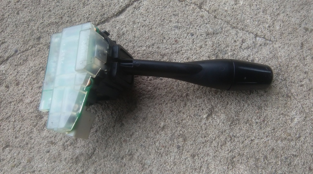 фото №2, Mitsubishi space runner 99-02 перемикач світло