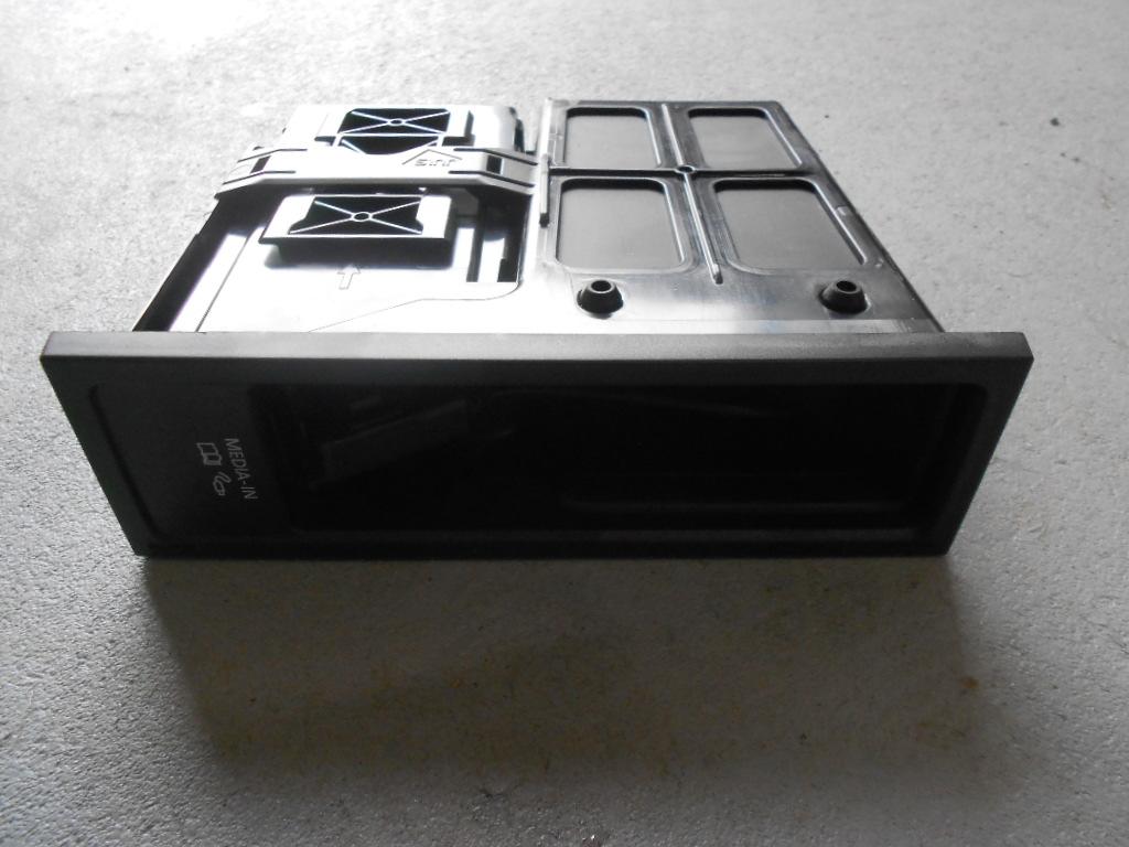 фото №1, Vw passat b7 tiguan media in интерфейс 5n0035342d