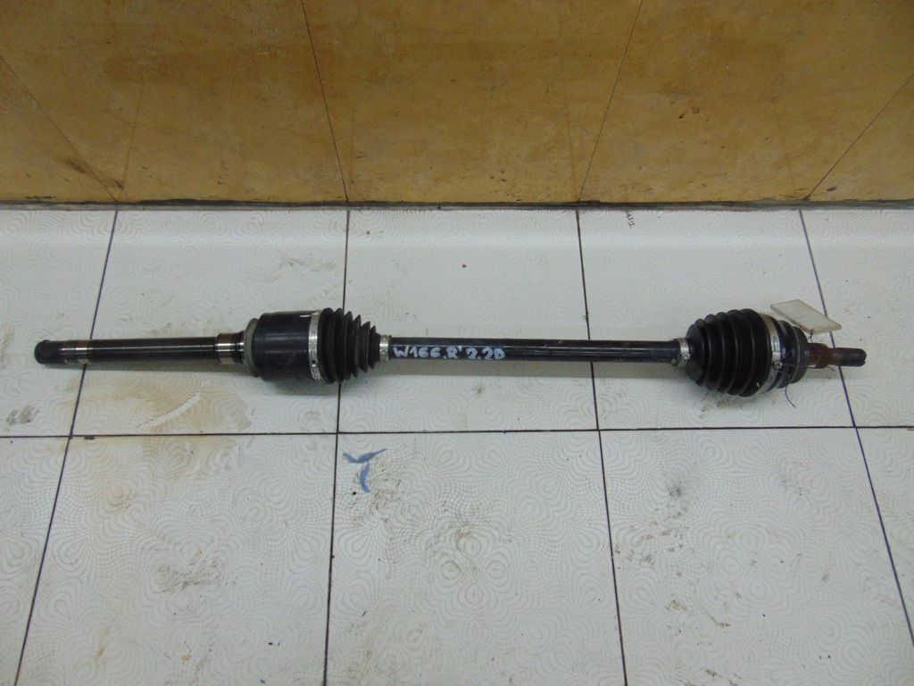 фото №1, Приводной вал правая mercedes ml w166 2.2cdi