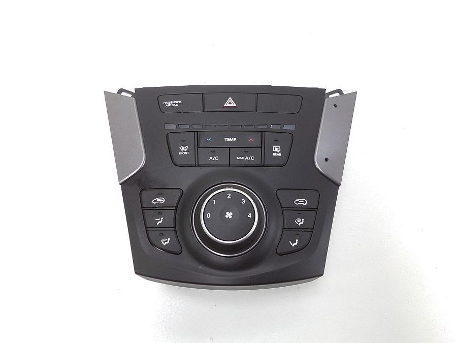 фото №1, Santa fe iii 2015 панель обдув кондиціонера рамка