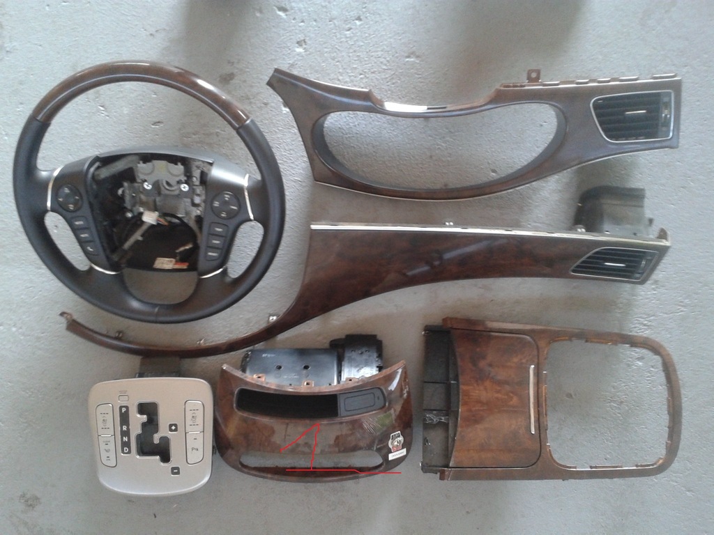 фото №1, Hyundai genesis седан 2010r рамка молдинг защита