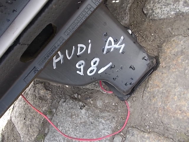 фото №3, Консоль audi a4 98r.