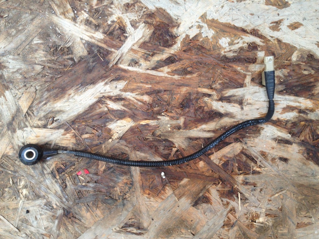 фото №1, Датчик контактний audi q7 06e905377h