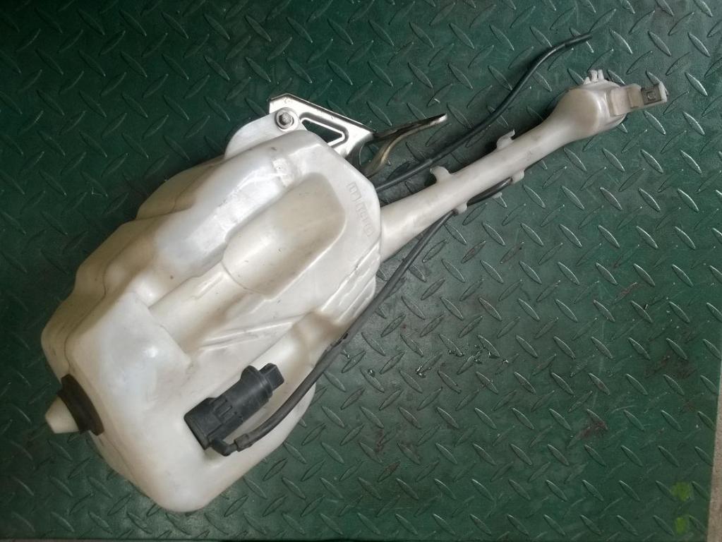 фото №2, Alfa romeo 159 бак жидкость омывателя