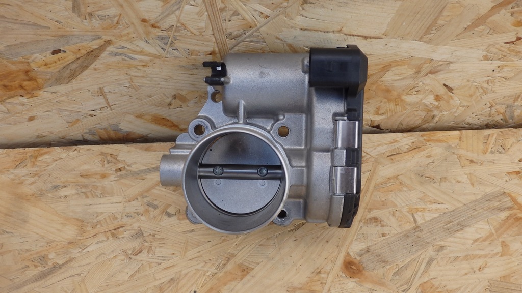 фото №1, Дросельна заслінка ford focus ford fiesta