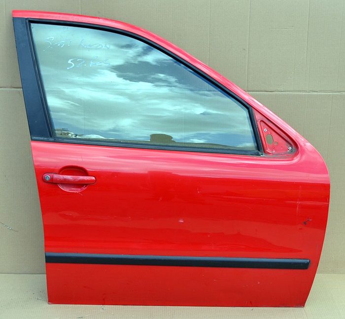фото №1, Toledo ii leon дверь правый перед передние красные