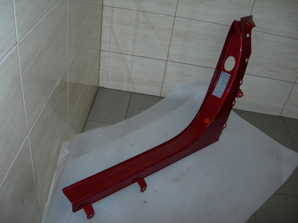 фото №2, Audi r8 порог 4s0 обшивка боковой молдинг порог