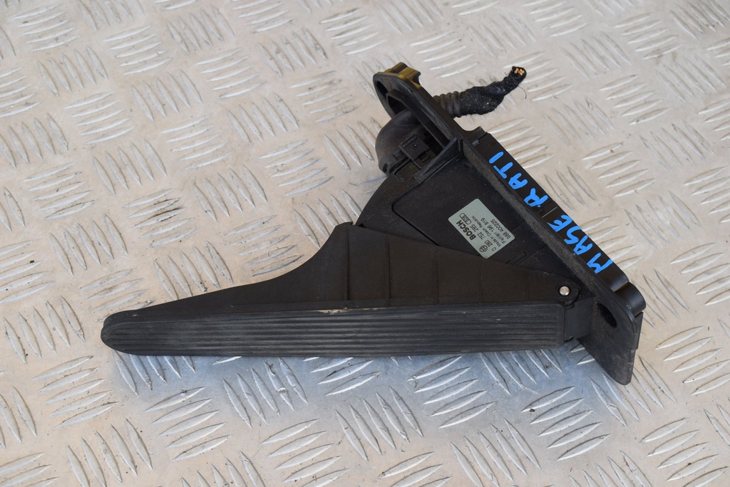 фото №1, Педаль газу ferrari maserati quattroporte 028752285