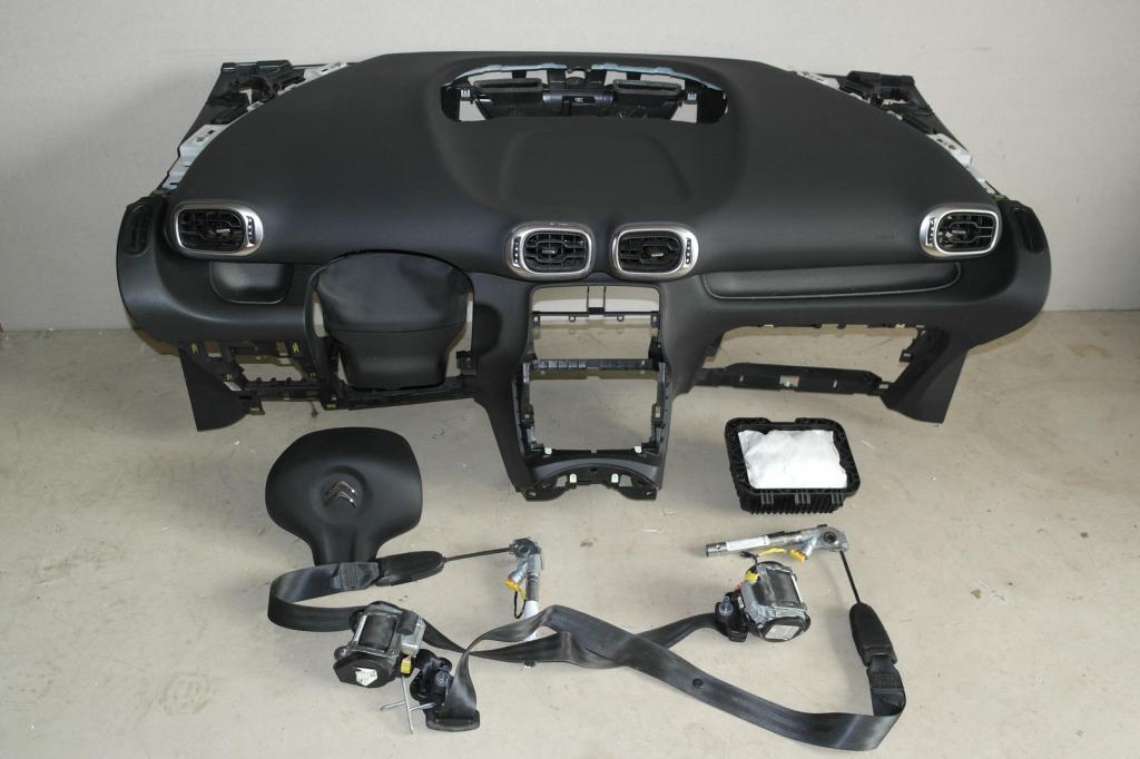 фото №1, Citroen c3 picasso подушка безопасности ремни приборная панель консоль приборная панель pulpit полка