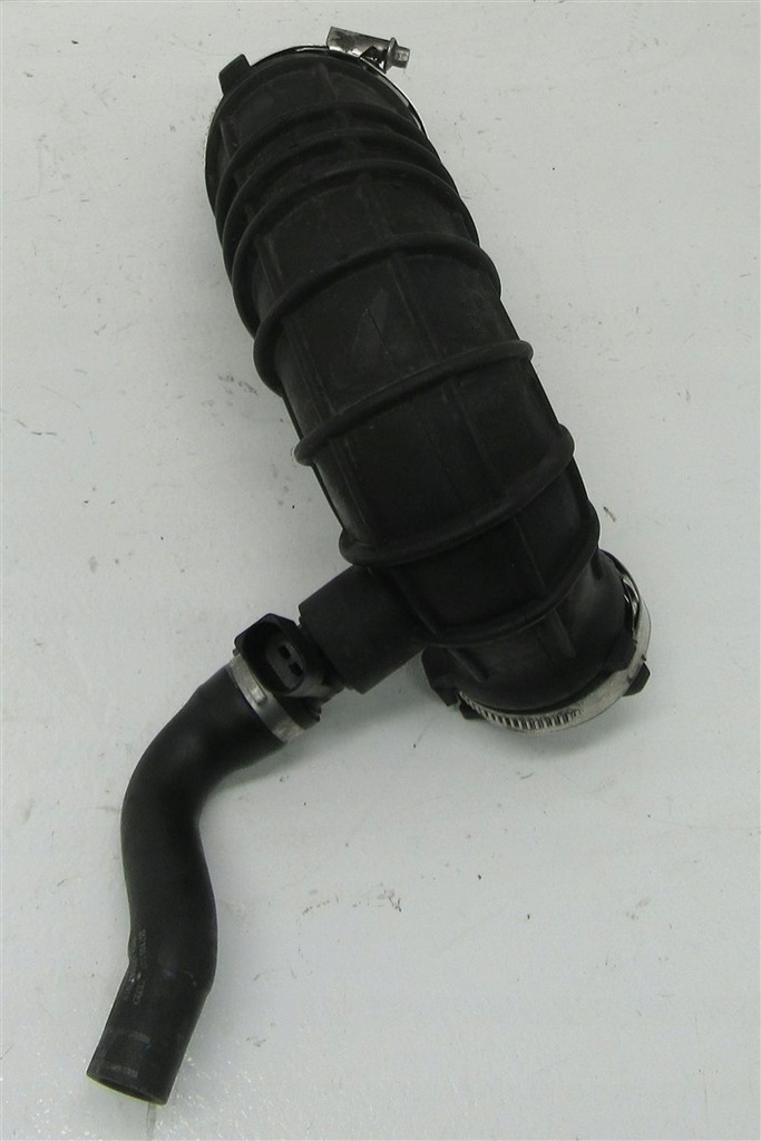 фото №4, Шланг воздуха всасывающий audi a8 4.2 tdi 4h0129571