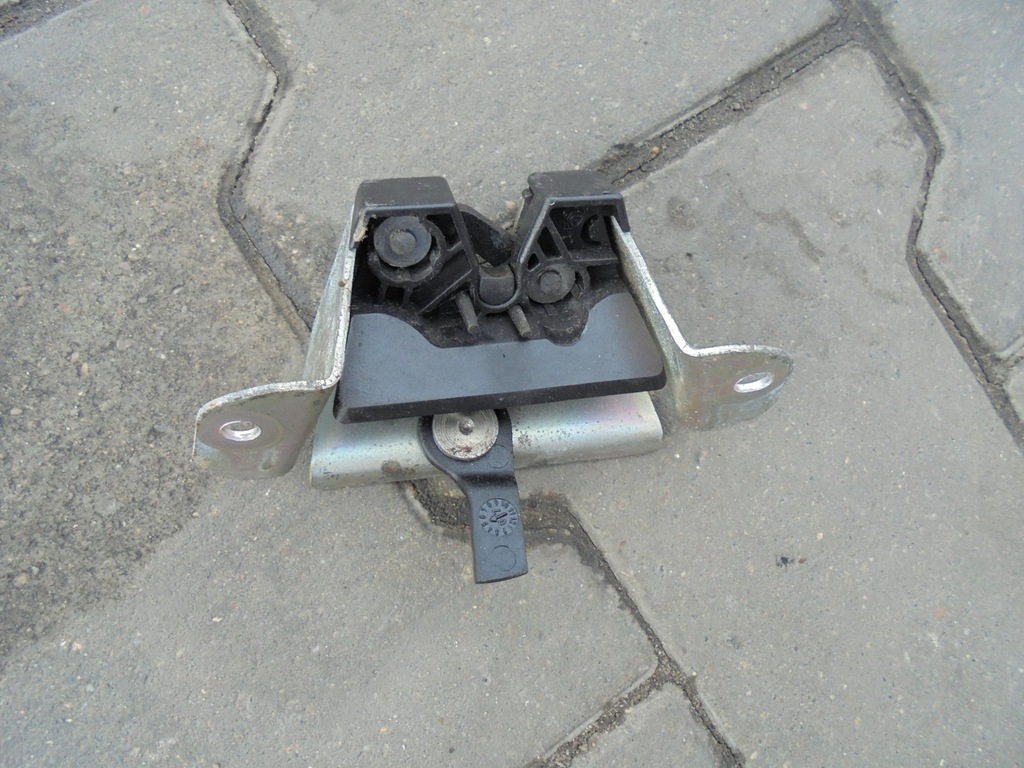 фото №1, Замок крышки задняя citroen c1 -доставка-