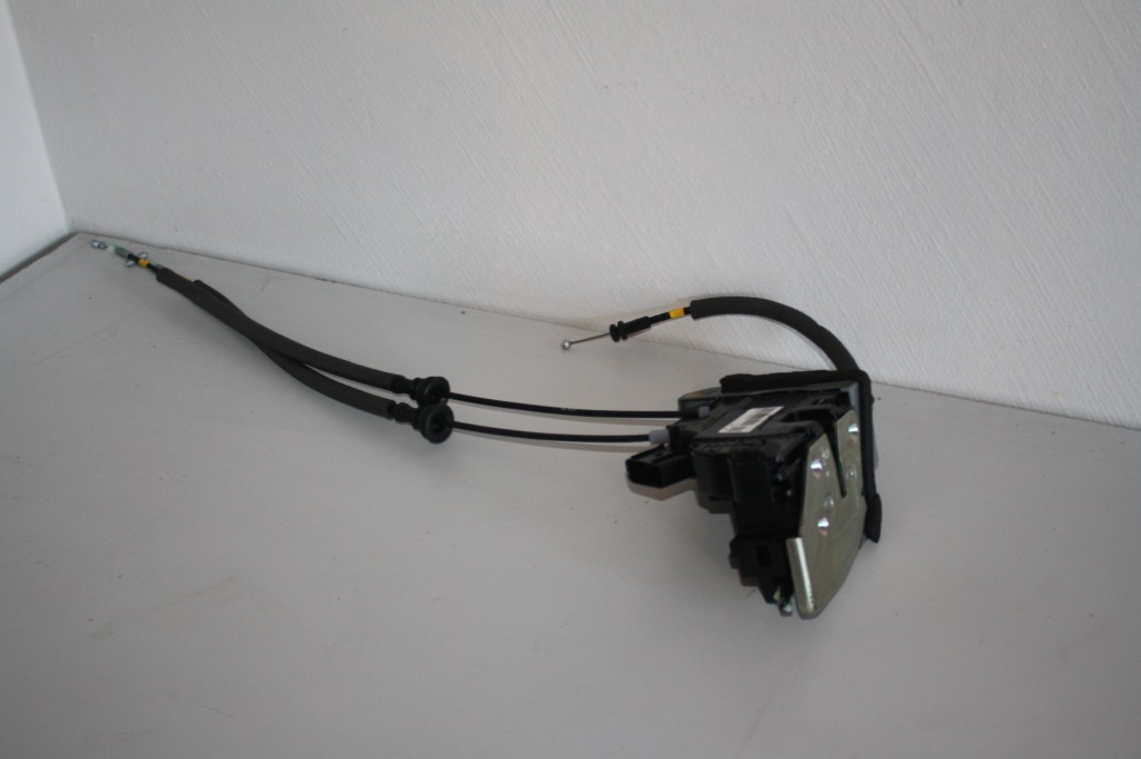 фото №1, Замок дверь правый задняя kia sorento 16-