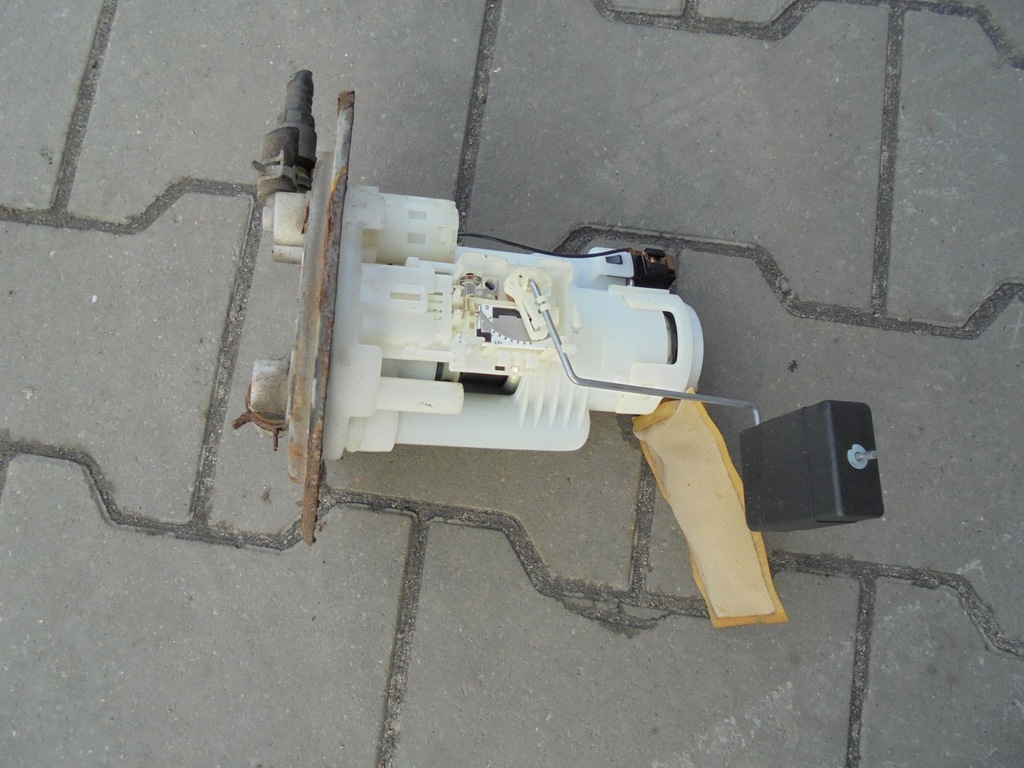 фото №1, Насос топлива nissan pixo 1.0 b -доставка-