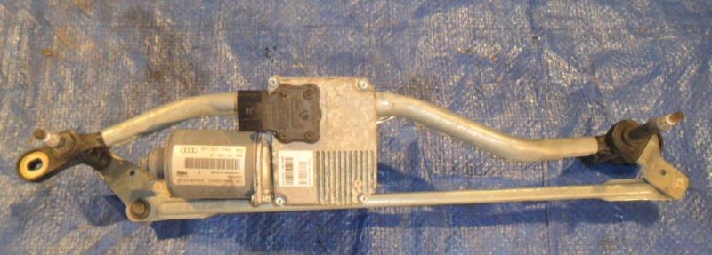 фото №1, Audi a4 s4 2008-12 r моторчик дворник перед