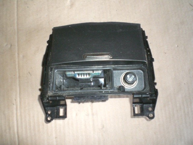 фото №1, Попільничка прикурювач lexus is 220d 2008 1a421-032g