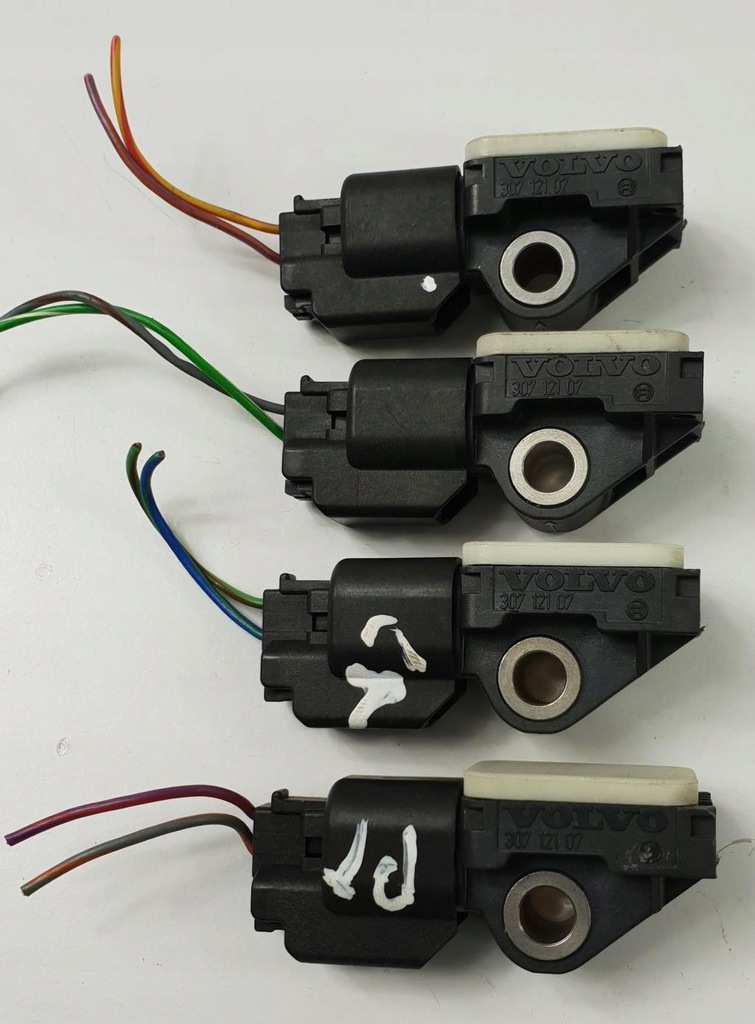 фото №6, Датчик ударний боковий volvo v70 iii 30712107