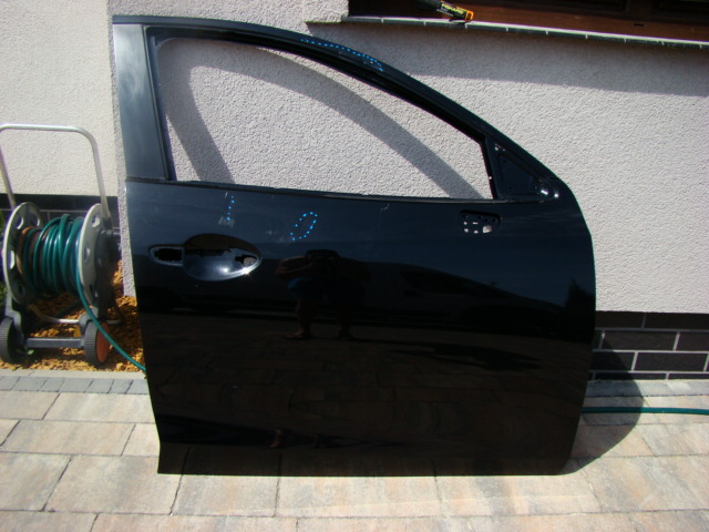 фото №1, Mazda 2 2014 2015 2016 дверь правый перед передние