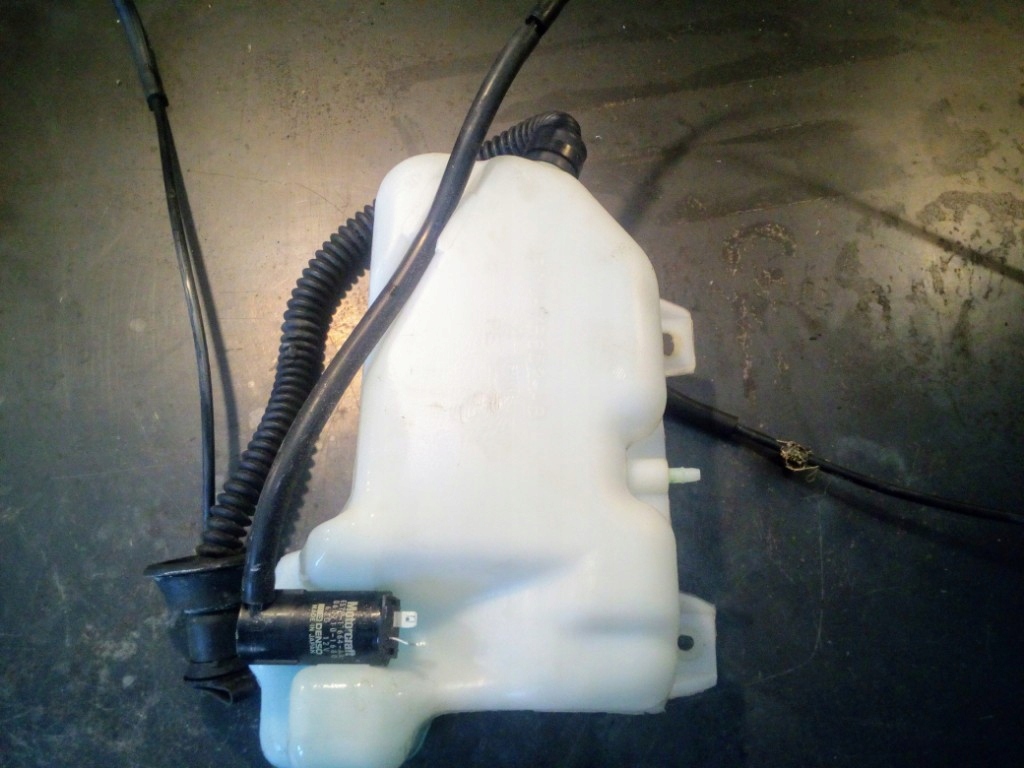 фото №1, Бачок омывателя задняя ford explorer ii