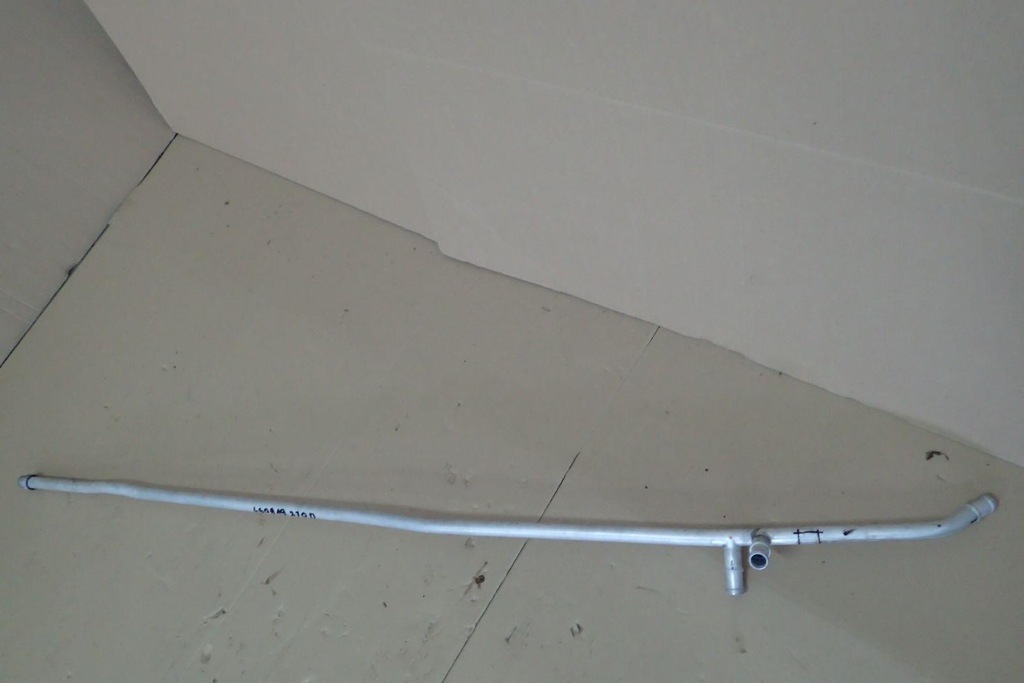 фото №4, Audi r8 4s трубка wąż wody водяна 4s0819270d