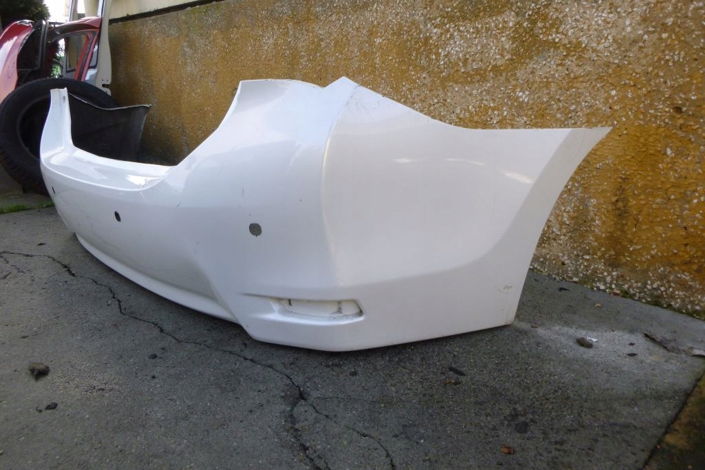 фото №9, Toyota corolla e16 sedan 13- бампер задний