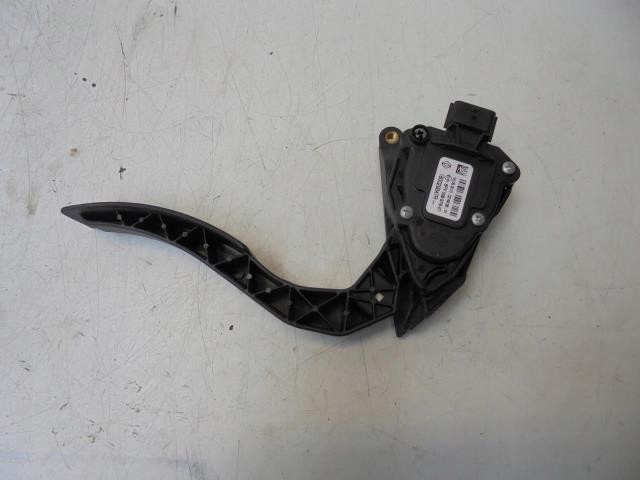 фото №2, Педаль газа потенциометр renault captur 1.5 dci