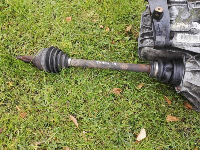 Привідний вал ліва короткий trafic vivaro primastar 1.9 dci Ціна