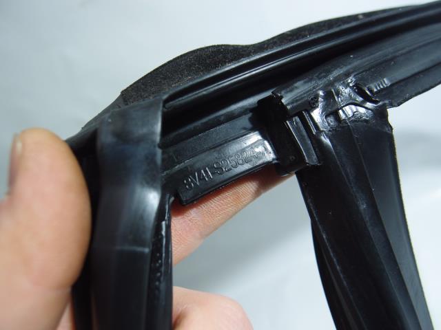 фото №6, Прокладка двері ewy задня ford kuga mk1 2010r