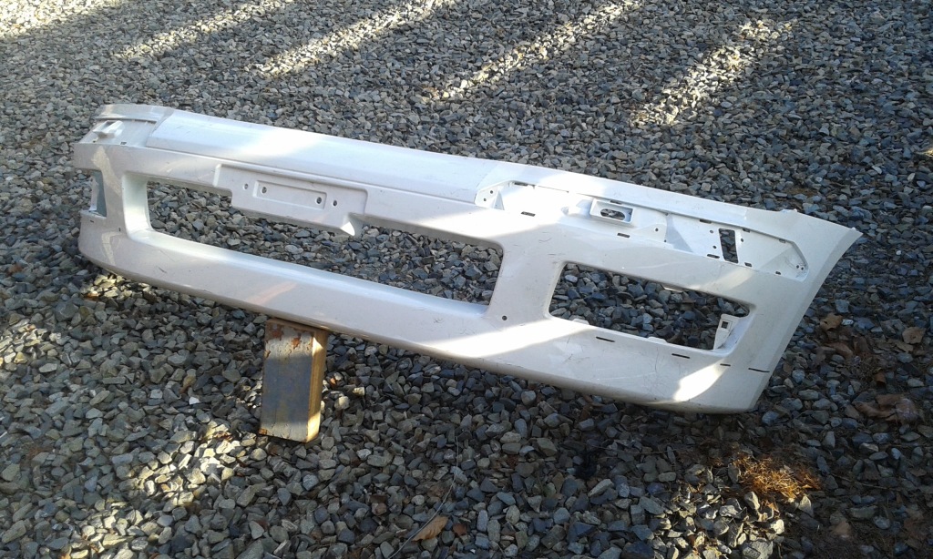 фото №2, Бампер перед mitsubishi space wagon 98-04