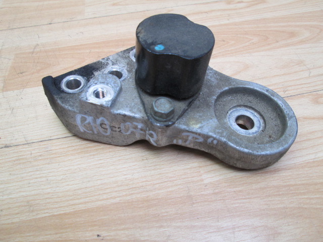фото №1, Кронштейн кронштейн двигуна kia rio 1.5 crdi