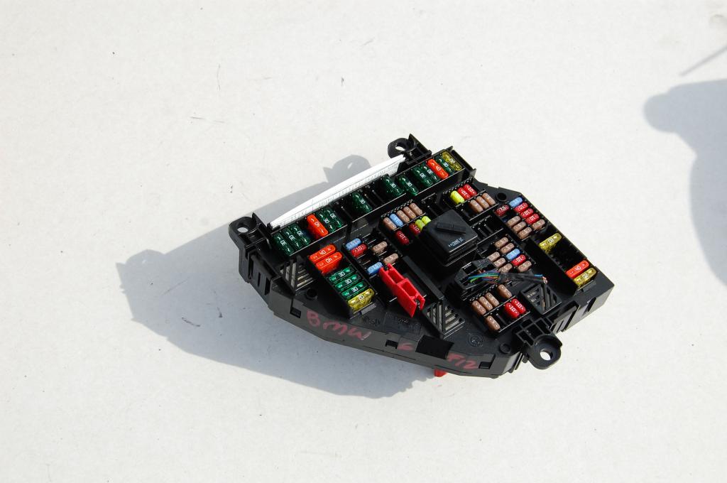 фото №1, Коробка запобіжників bmw 6 f12 4,0d