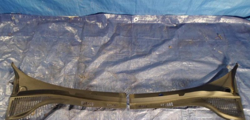 фото №1, Skoda fabia iii жабо полный оригинал