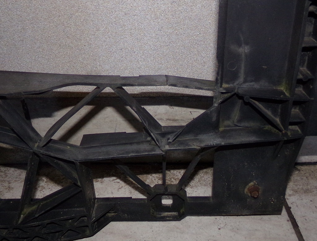 фото №5, Renault master ii 98 - 2.2 dci корпус вентилятора