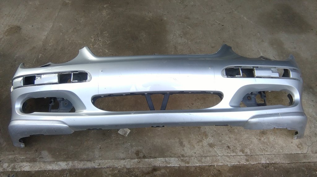 фото №1, Mercedes w203 бампер передний перед