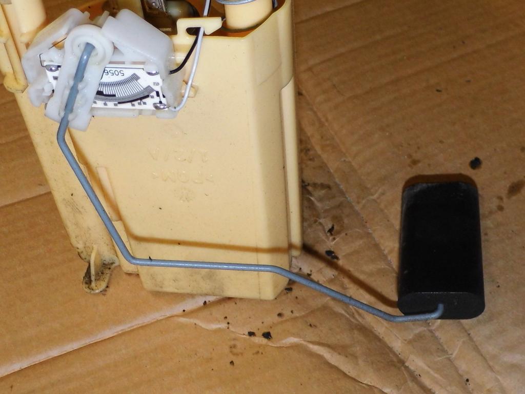 фото №1, Mini r56 1.6d 2011r поплавок датчик рівня пального