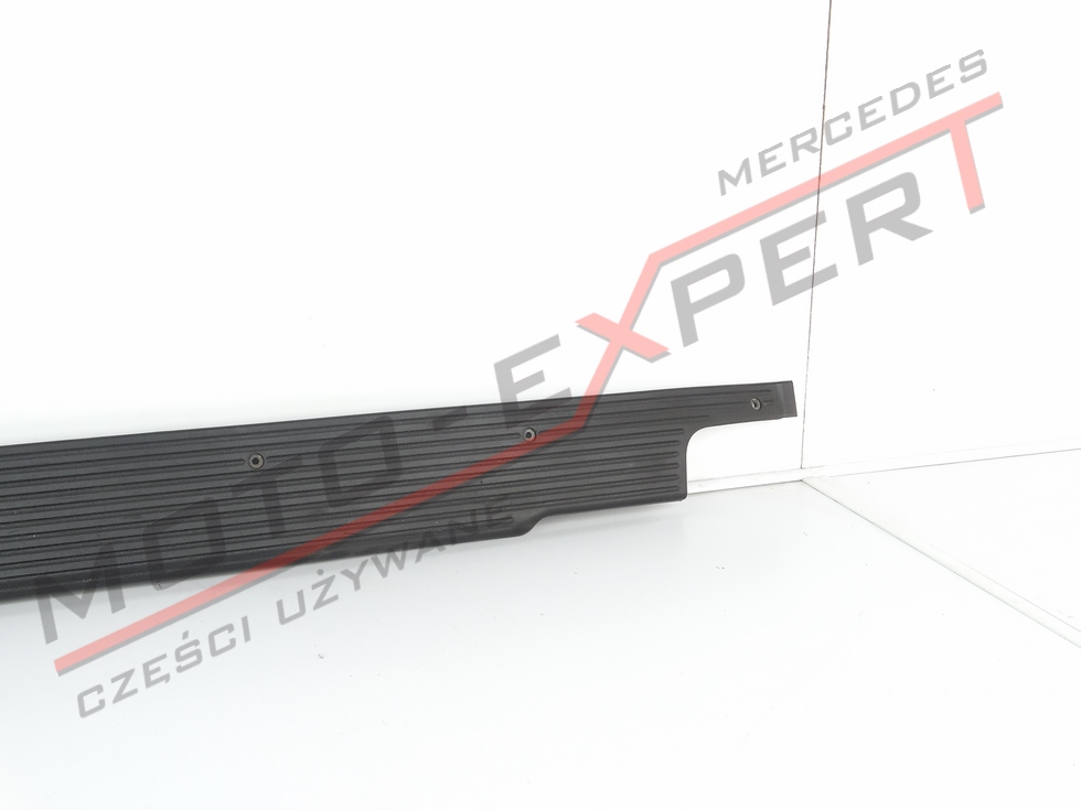 фото №3, Mercedes w638 молдинг порог внутренняя правый задняя
