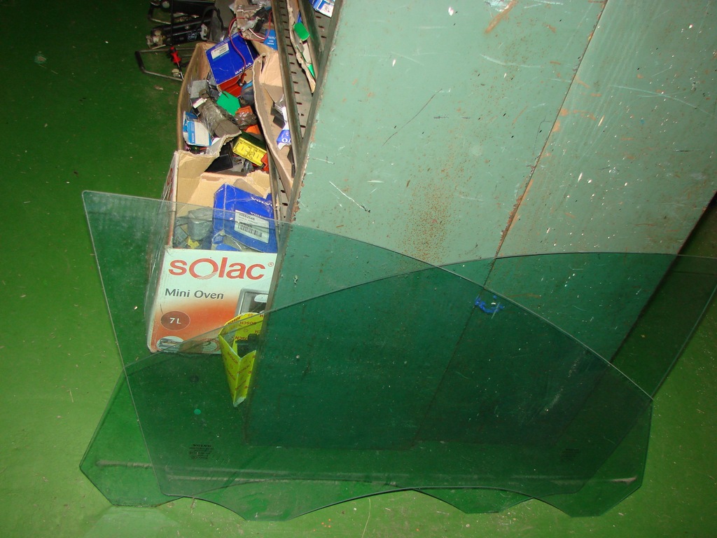 фото №1, Стекло дверь перед volvo s40 v50 правая левая