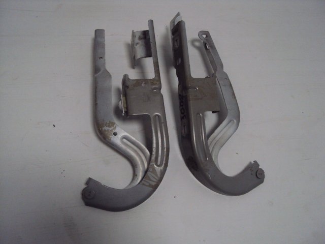 фото №2, Петли капот peugeot 3008