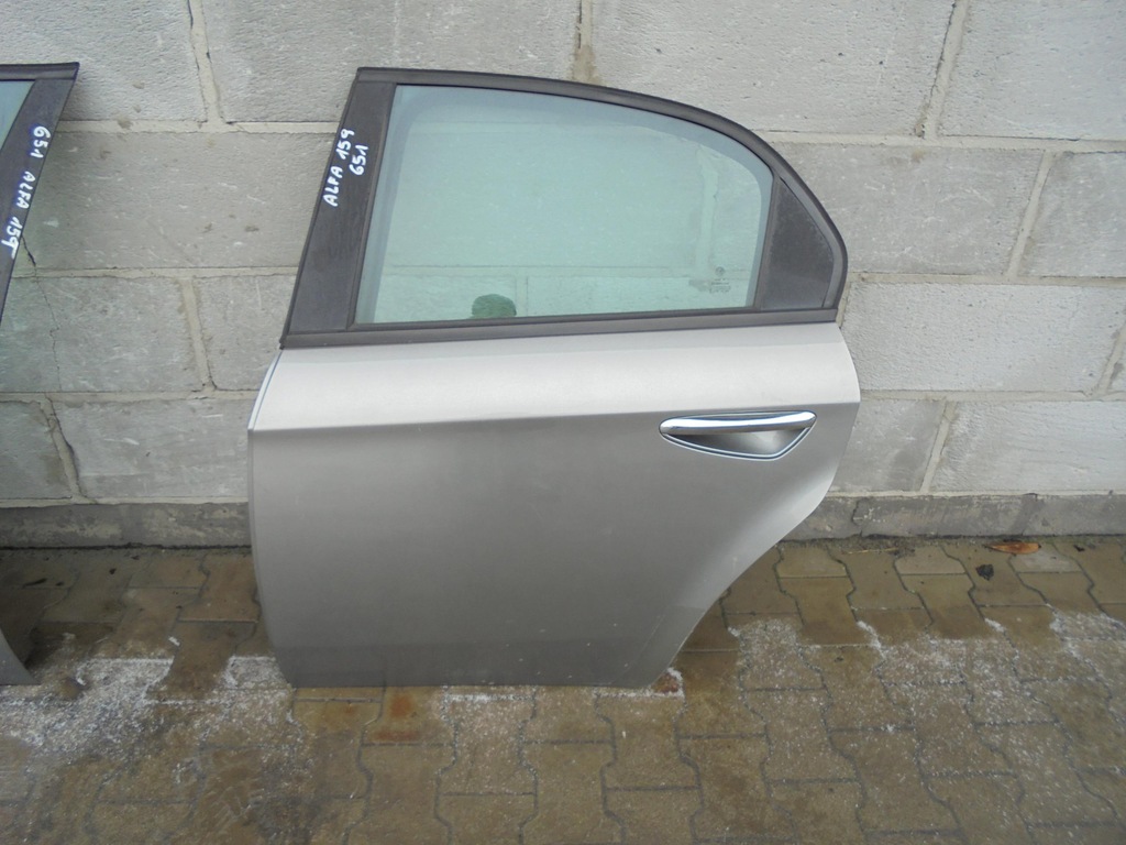 фото №1, Дверь левый задняя alfa romeo 159 651 -доставка-